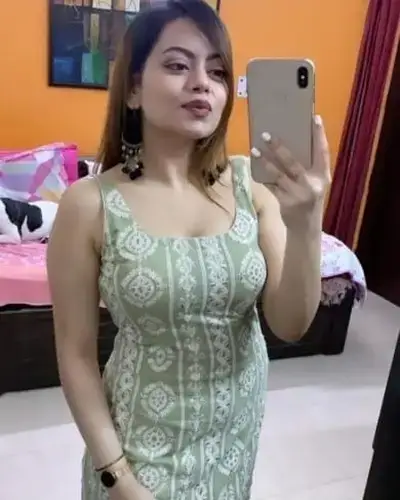 Call Girl in Kubolong